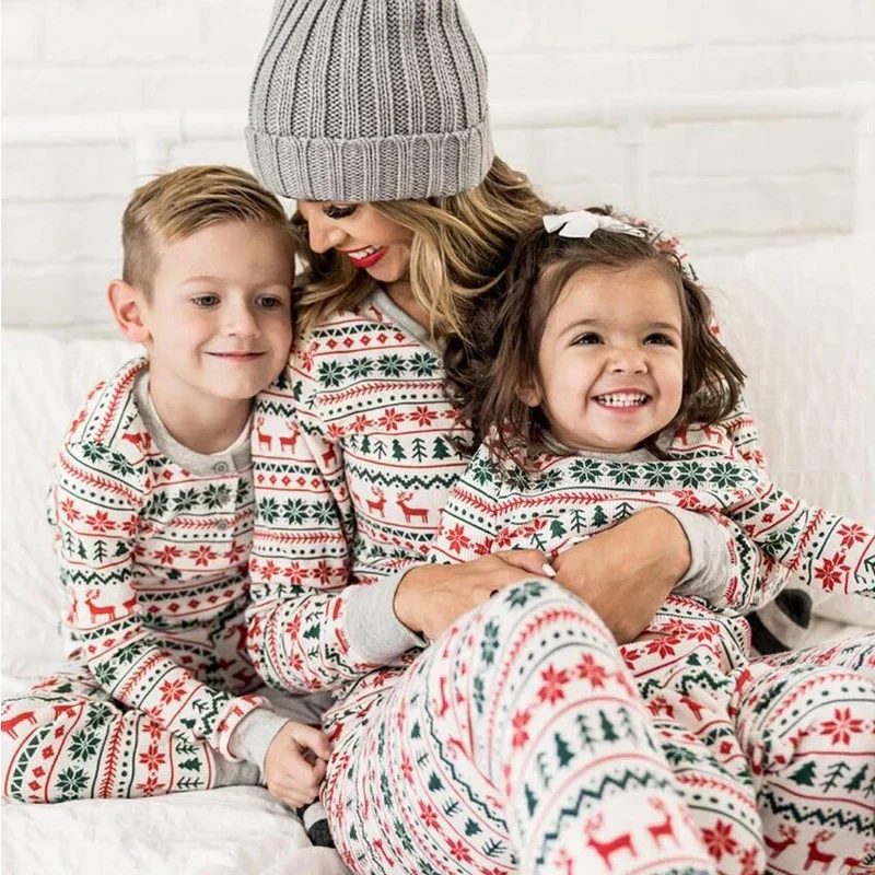 Familie Julepyjamas | Behagelige og Stilfulde til Alle