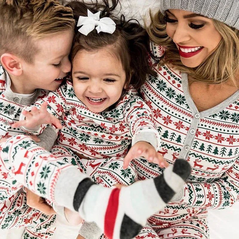 Familie Julepyjamas | Behagelige og Stilfulde til Alle