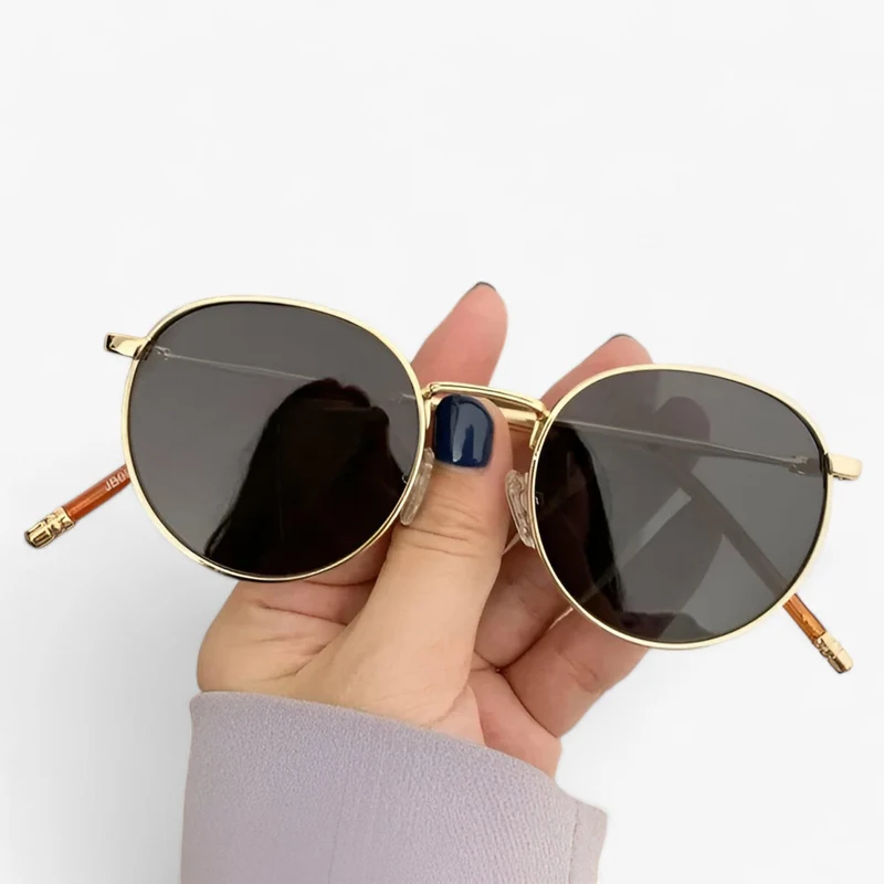 Unisex solbriller med rund linse – Designet model