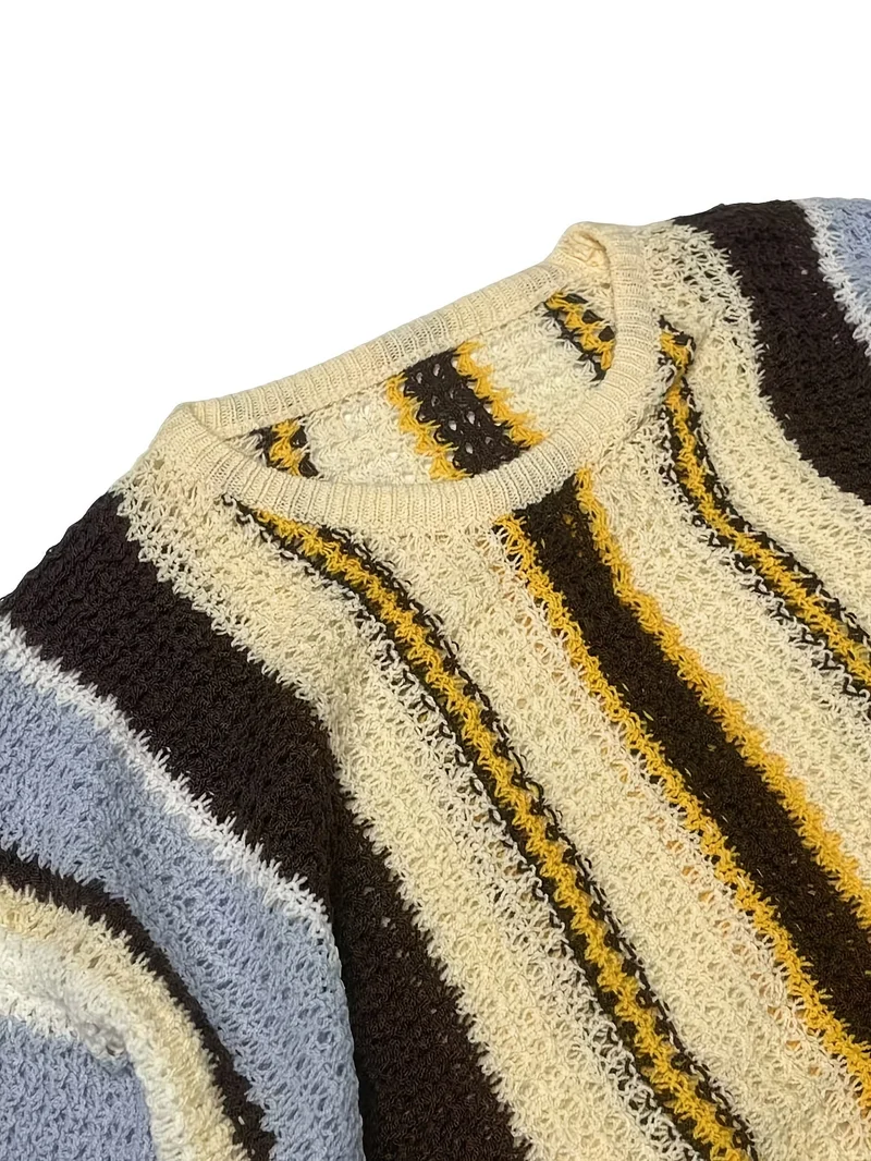 Stribet sweater – afslappet, komfortabel og luftig