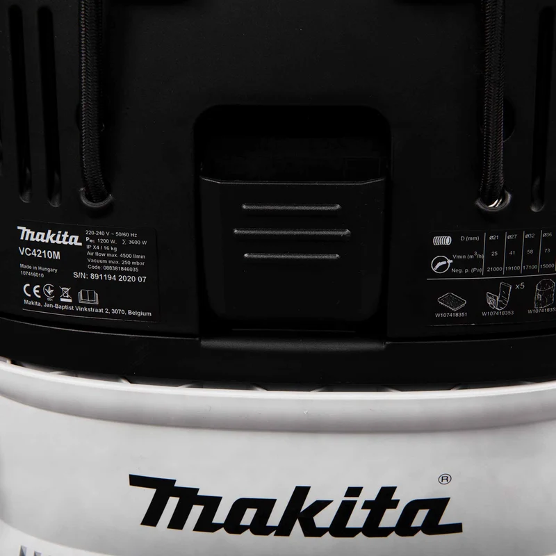 Professional Vacuum Cleaner Makita VC4210MX 1200W