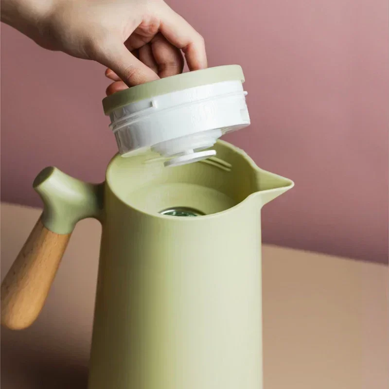Elegant Termoflaske med Langvarig Varme- og Kuldeisolering
