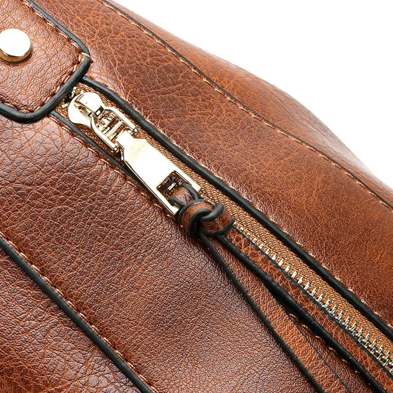 Stilfuld og Rummelig Hobo Taske med Vintage Design
