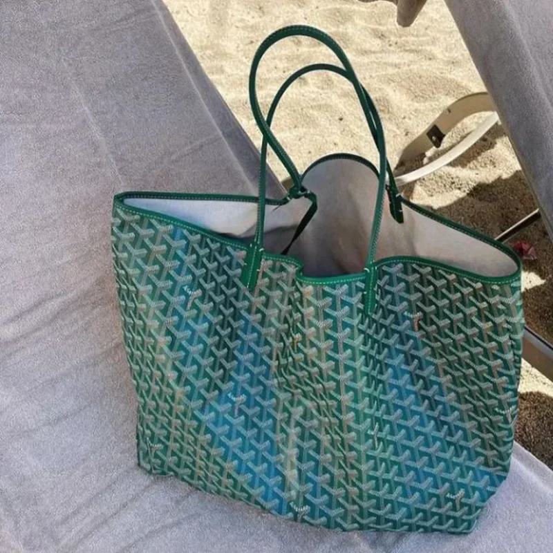 Stilfuld Shopper Taske | Elegant og Rummelig | Mørkerød