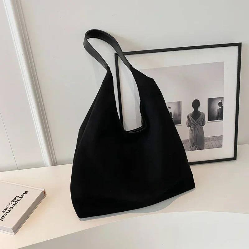 Elegant Tote i Blødt Naturmateriale