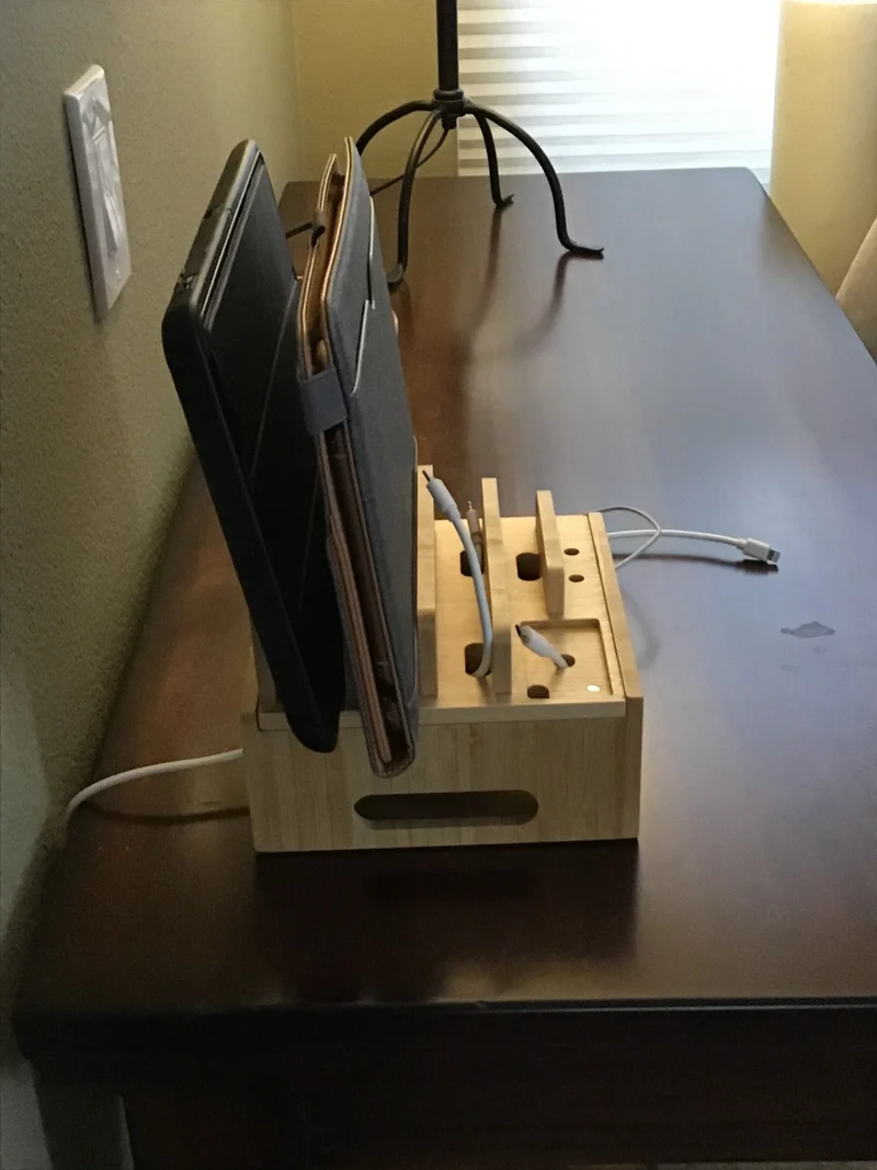 BambooCharge Hub | 5-Port USB Oplader & Organizer