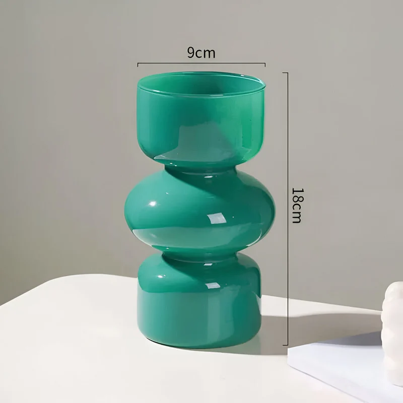 Moderne Glasvaser i Farver til Elegant Indretning