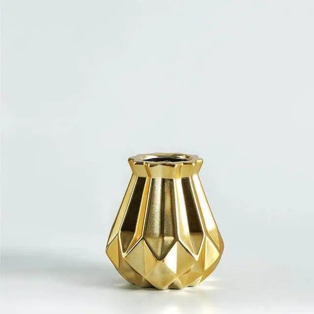 Elegant Keramikvase til Dit Hjem