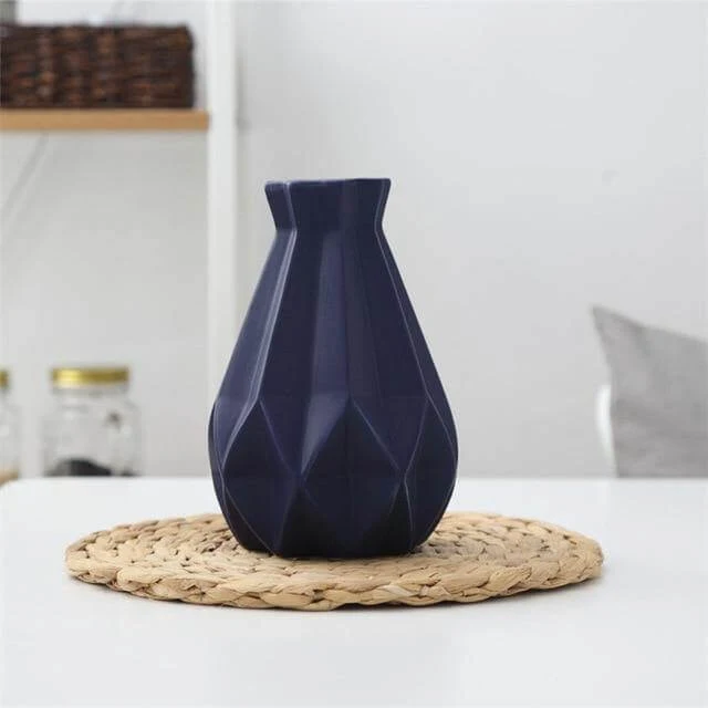 Elegant Keramikvase til Dit Hjem