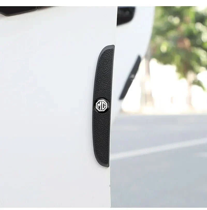 Moderne Beskyttelsestænger til Bil – AutoShield Strips