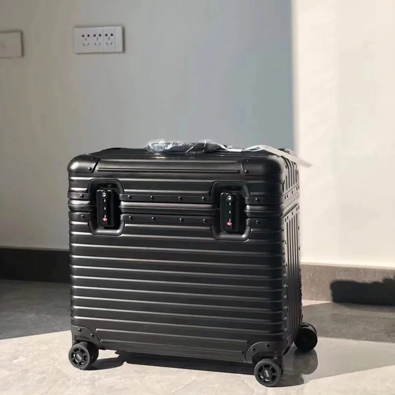 Elegant Rejse Kuffert i Aluminium-Magnesium – Rivea