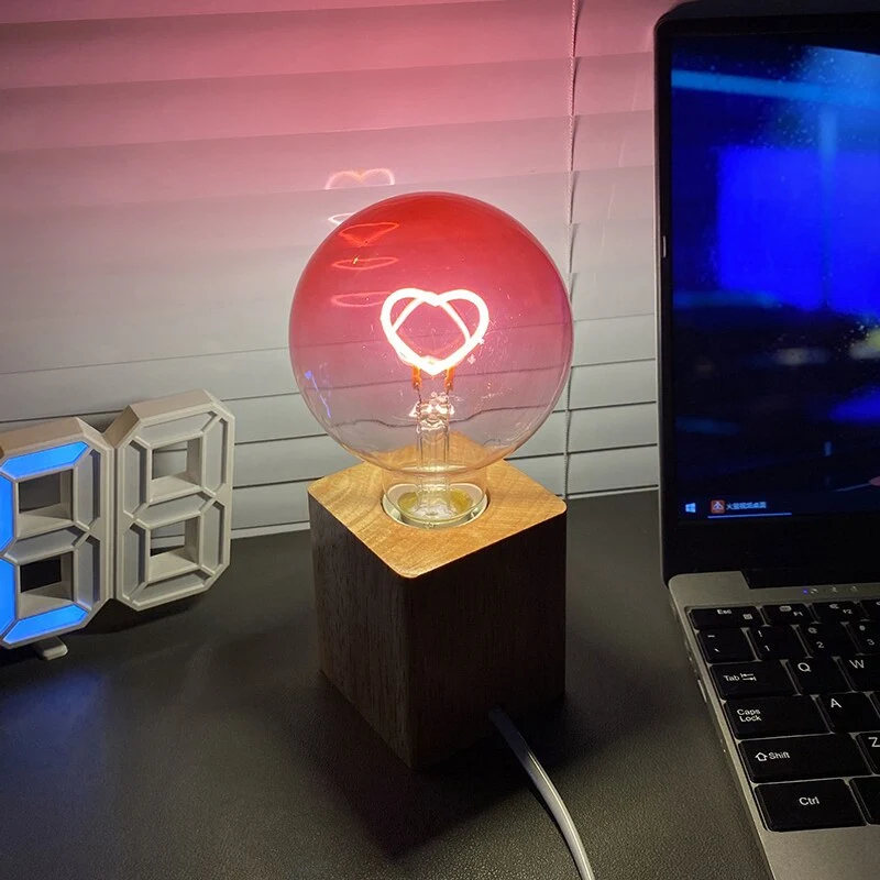 Atmosfære lampe med LED – Eternity Love Heart design