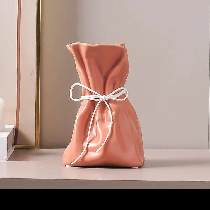 Elegant vase i genbrugsmateriale - Stilfuldt design - Miljøvenlig