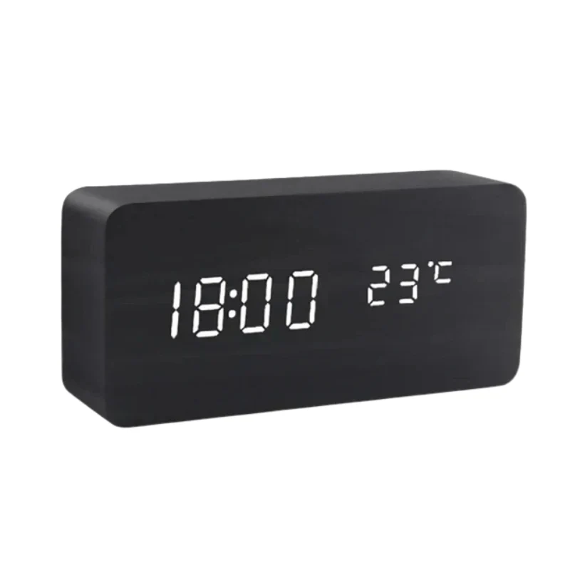 SmartTræ LED Ur – Stemmestyring og Elegant Design til Hjemmet