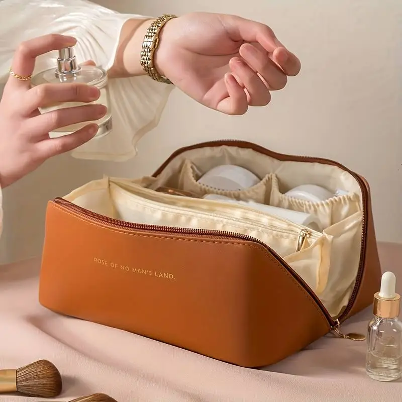 Elegant kosmetikpose med stort rum - GlamourBox