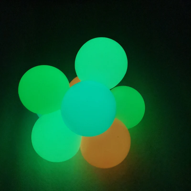 GlowBounce Gummibolde – Lysende Legesjov i Mørket