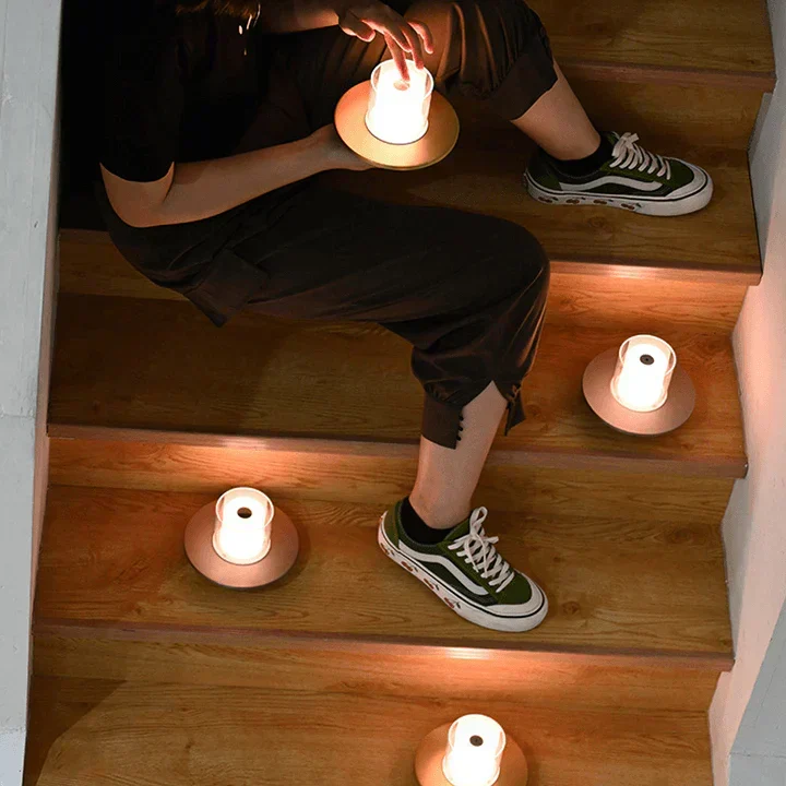 GlowLuxe LED Bordlampe – Elegant Lampe til Stemningsbelysning