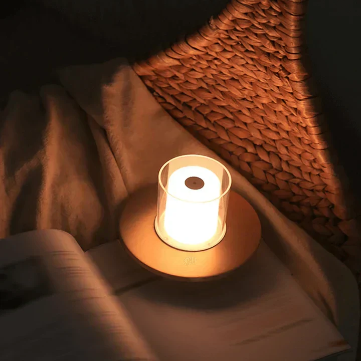 GlowLuxe LED Bordlampe – Elegant Lampe til Stemningsbelysning