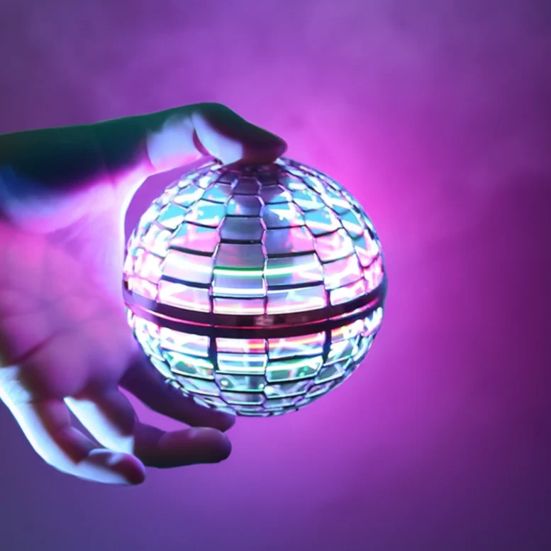 Flyvende Orb Bold - 360° Drivende Flyvemaskine med Intelligent Stabilisering - Slagfast Polypropylen - USB Hurtigopladning - LED Lys Effekter