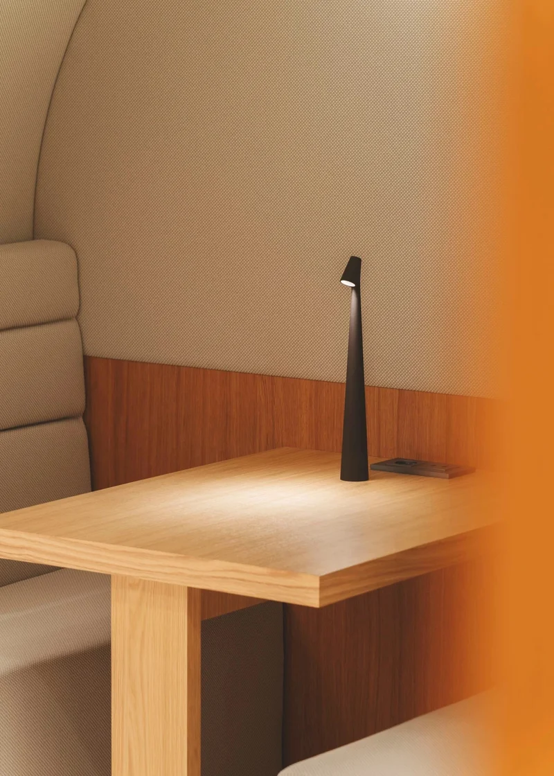 Trådløs LED Bordlampe med Justerbar Belysning