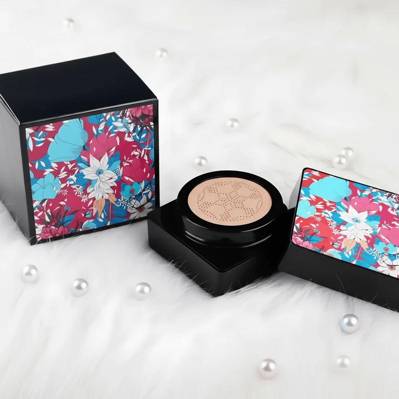 CC Cream Foundation: Fugtgivende Glød og Jævn Dækning