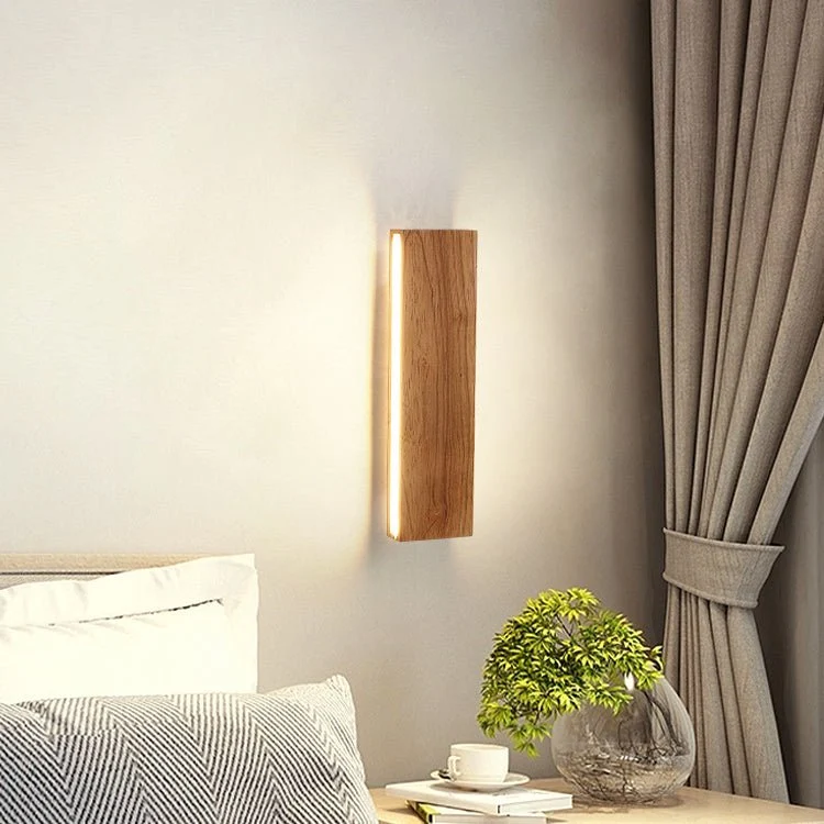 Stilfuld LED Væglampe i Træ – Minimalistisk Design og Komfortlys