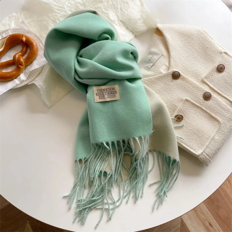 Elegant Pashmina Tørklæde med Dobbelt Design & Kvaster