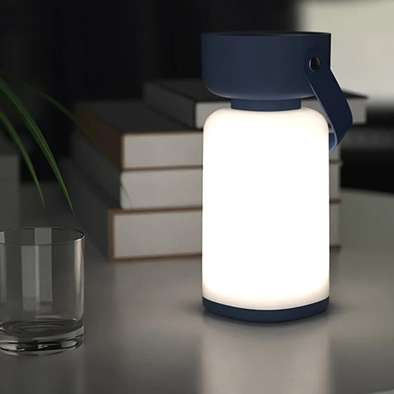 Bærbar LED-lampe i moderne design - Vandtæt og stilfuld