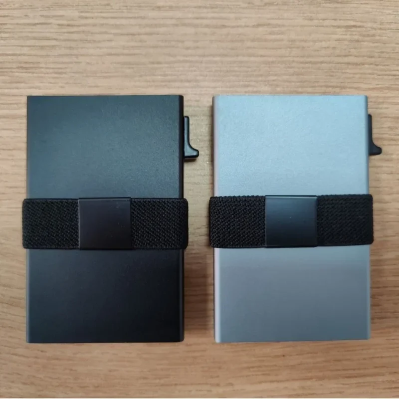 Elegant RFID-kortholder i aluminium - Beskyt dine data