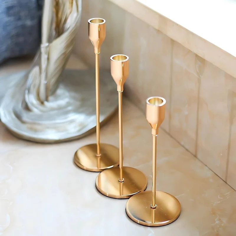 Moderne Stållysestager - Elegant Design til Dit Hjem