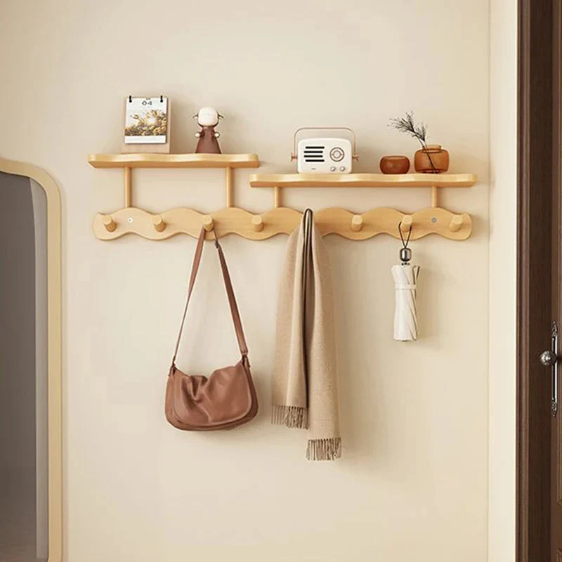Pladsbesparende bambusgarderobe til stilfulde indgange