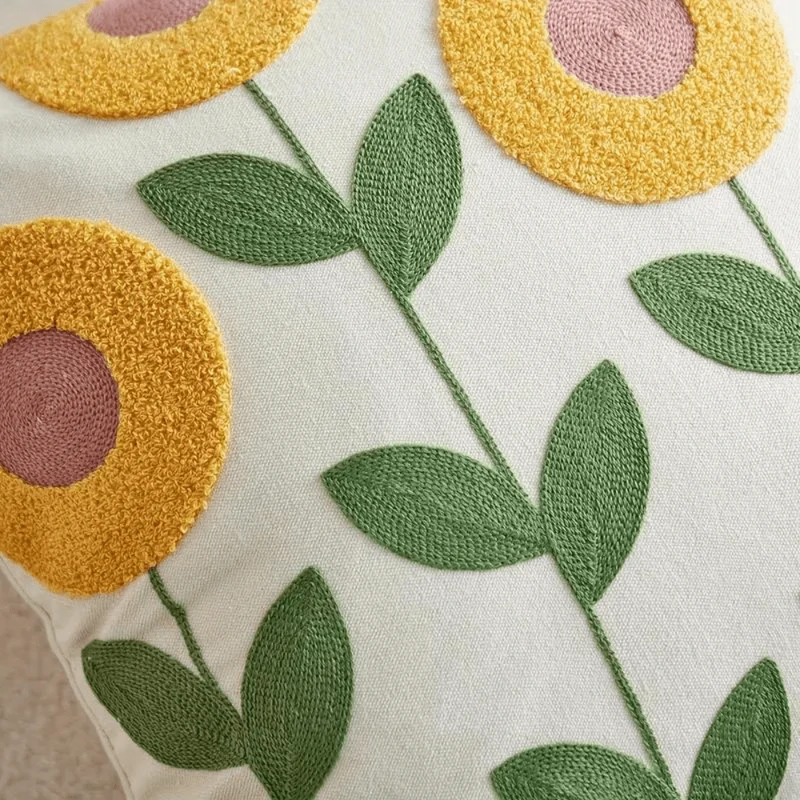 Blomstrende Pudeovertræk – Naturlig Elegance til Dit Hjem