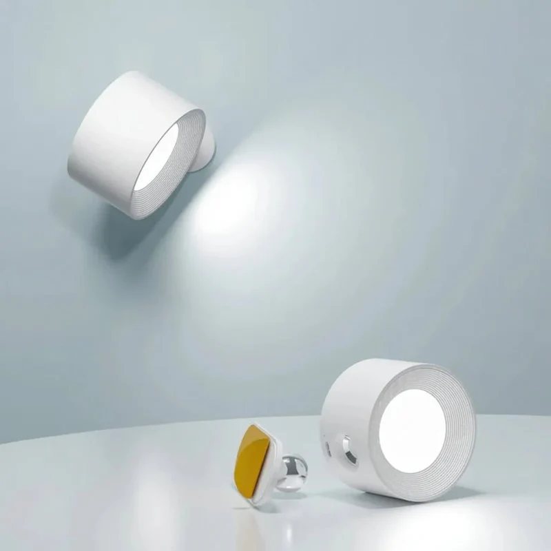 Genopladelig Trådløs Væglampe med 360° Rotation og Justerbar Lys