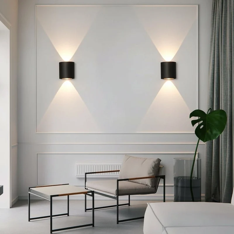 Moderne LED Udendørs Væglampe med Klar og Effektiv Belysning