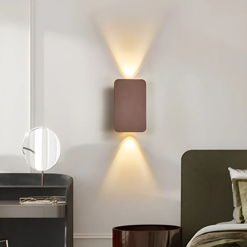 Stilren LED-trappebelysning – Energi- og pladsbesparende