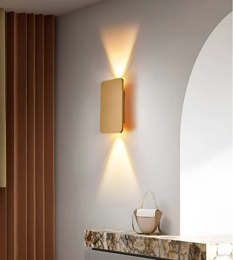 Stilren LED-trappebelysning – Energi- og pladsbesparende