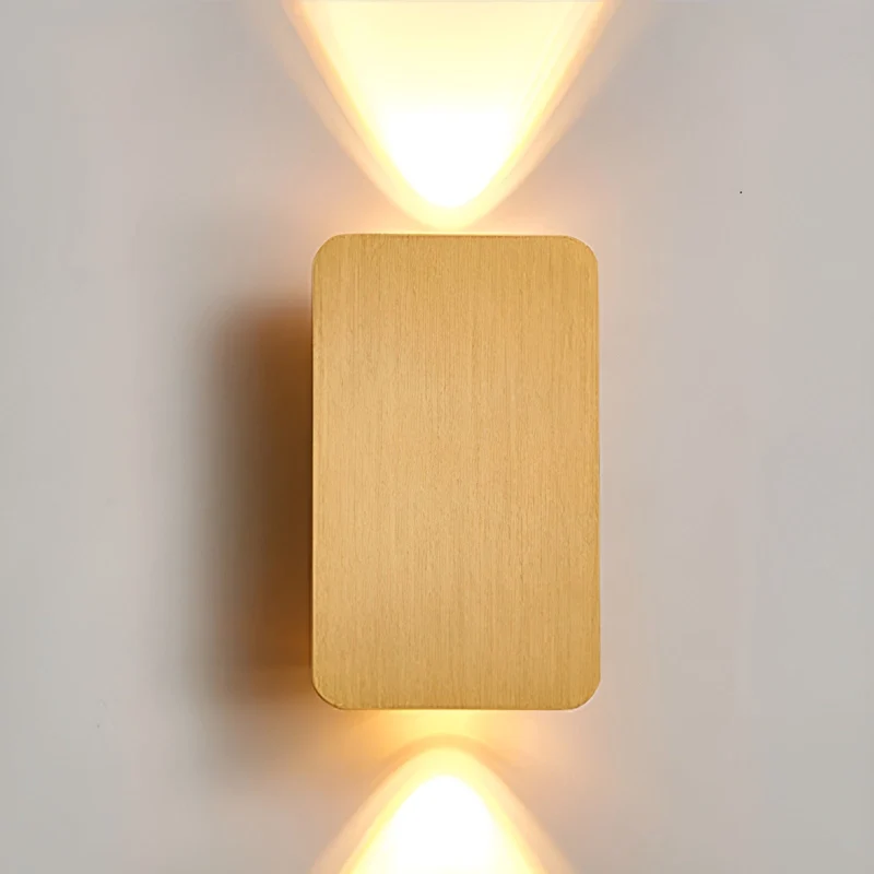 Stilren LED-trappebelysning – Energi- og pladsbesparende