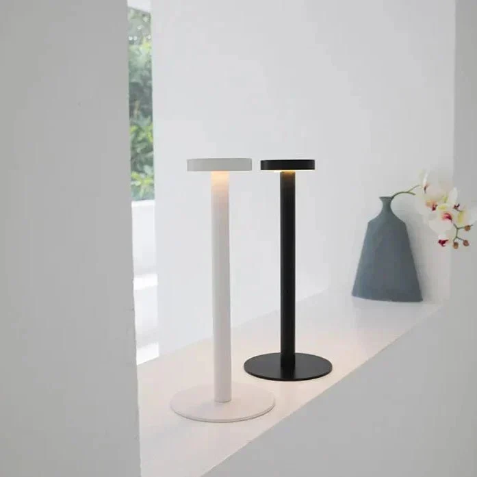 Stilfuld Trådløs Lampe til Indendørs og Udendørs Belysning