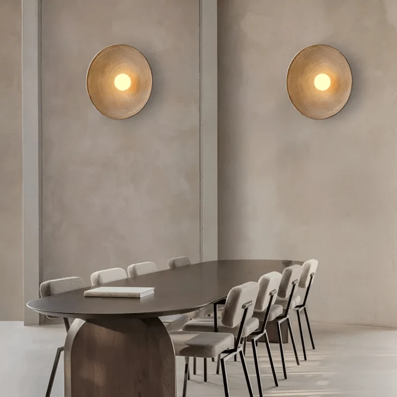 Elegant Væglampe i Glas & Harpiks med Behageligt Varmt Lys