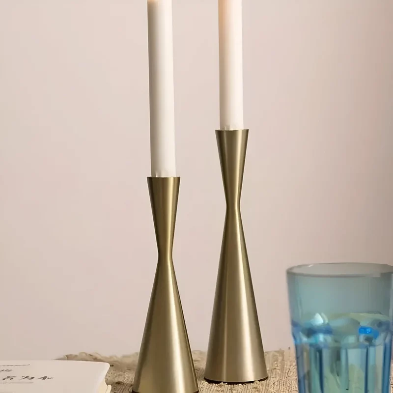 Elegante Messinglysestager - 3 stk. sæt for stilfuld indretning