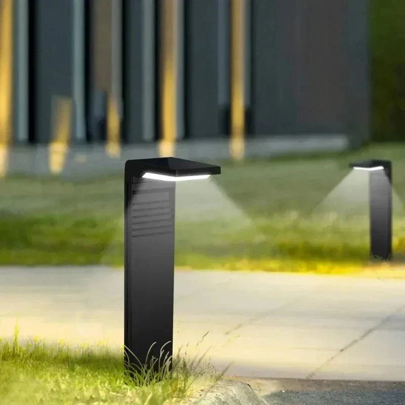 Solardrevet Udendørs Væglampe – Moderne & Vandtæt Design