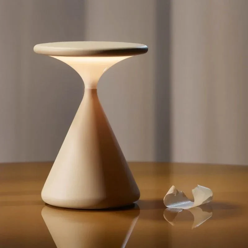 Trådløs Sandglas Lampe med Touch-Dimmer og Elegant Design