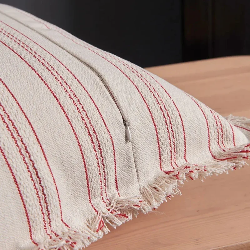 Stilfuld Jacquard Pudeovertræk med Skandinavisk Design