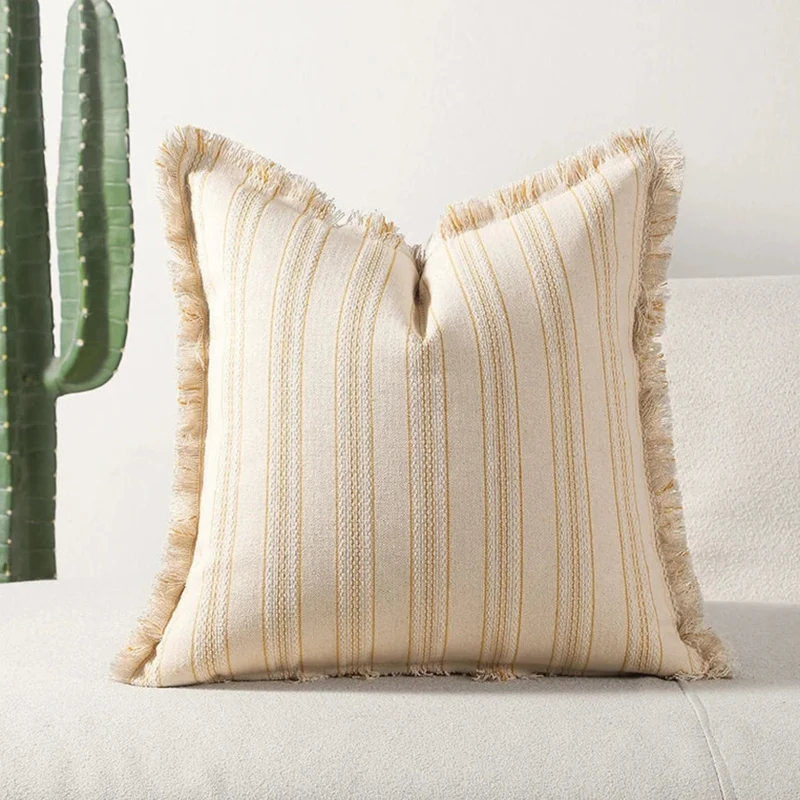 Stilfuld Jacquard Pudeovertræk med Skandinavisk Design
