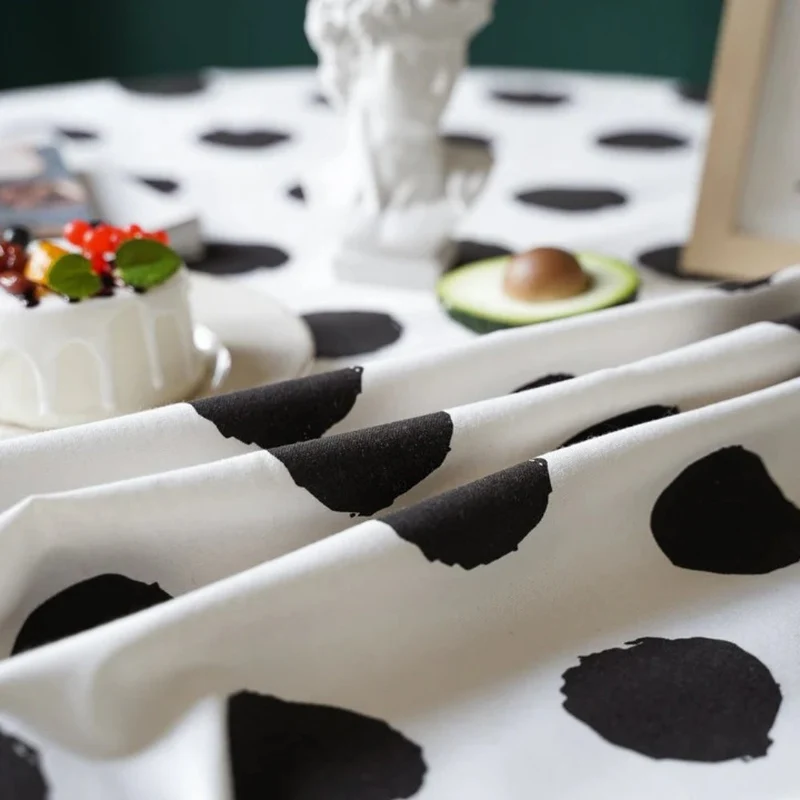Elegant Polka Dot Dug i Voksdug - Stilfuldt og Praktisk Design