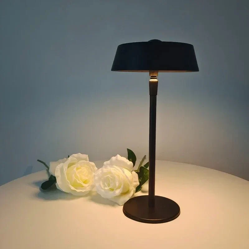Bærbar og Genopladelig LED-lampe med Touchsensor