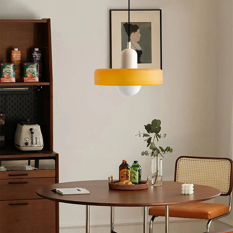 Farverig Glashængelampe med Moderne Bauhaus-Design