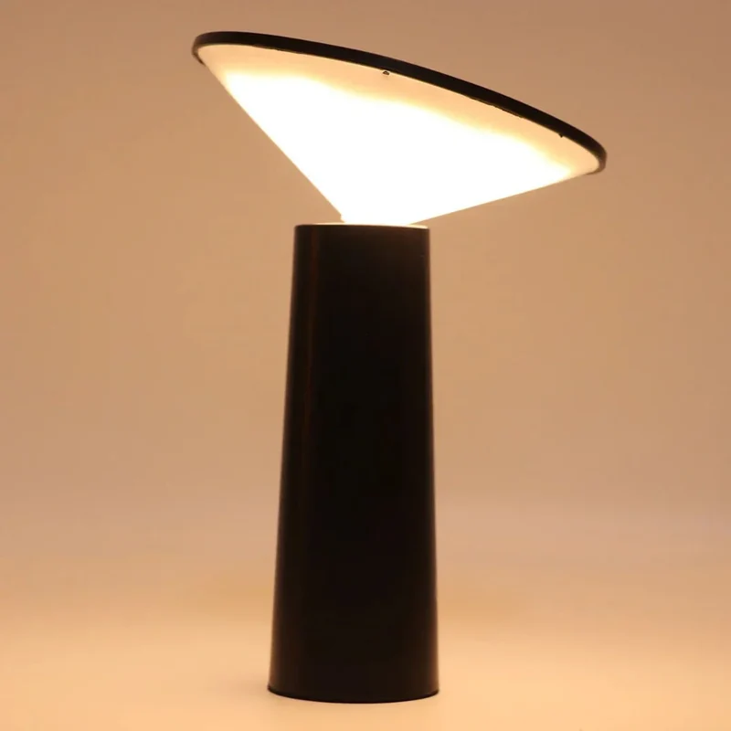 TriFlex LED-bordlampe - Fleksibel belysning til ethvert rum