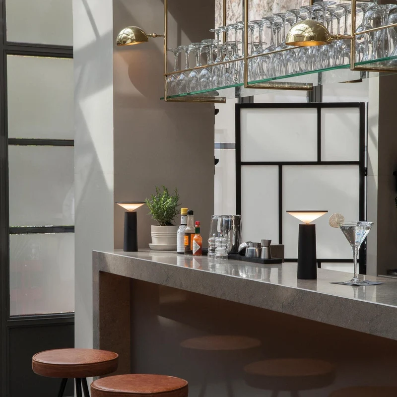TriFlex LED-bordlampe - Fleksibel belysning til ethvert rum