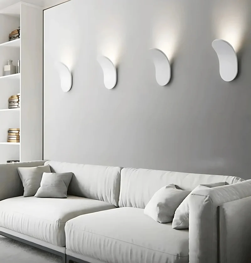 Stilfuld væglampe med integreret LED og moderne design